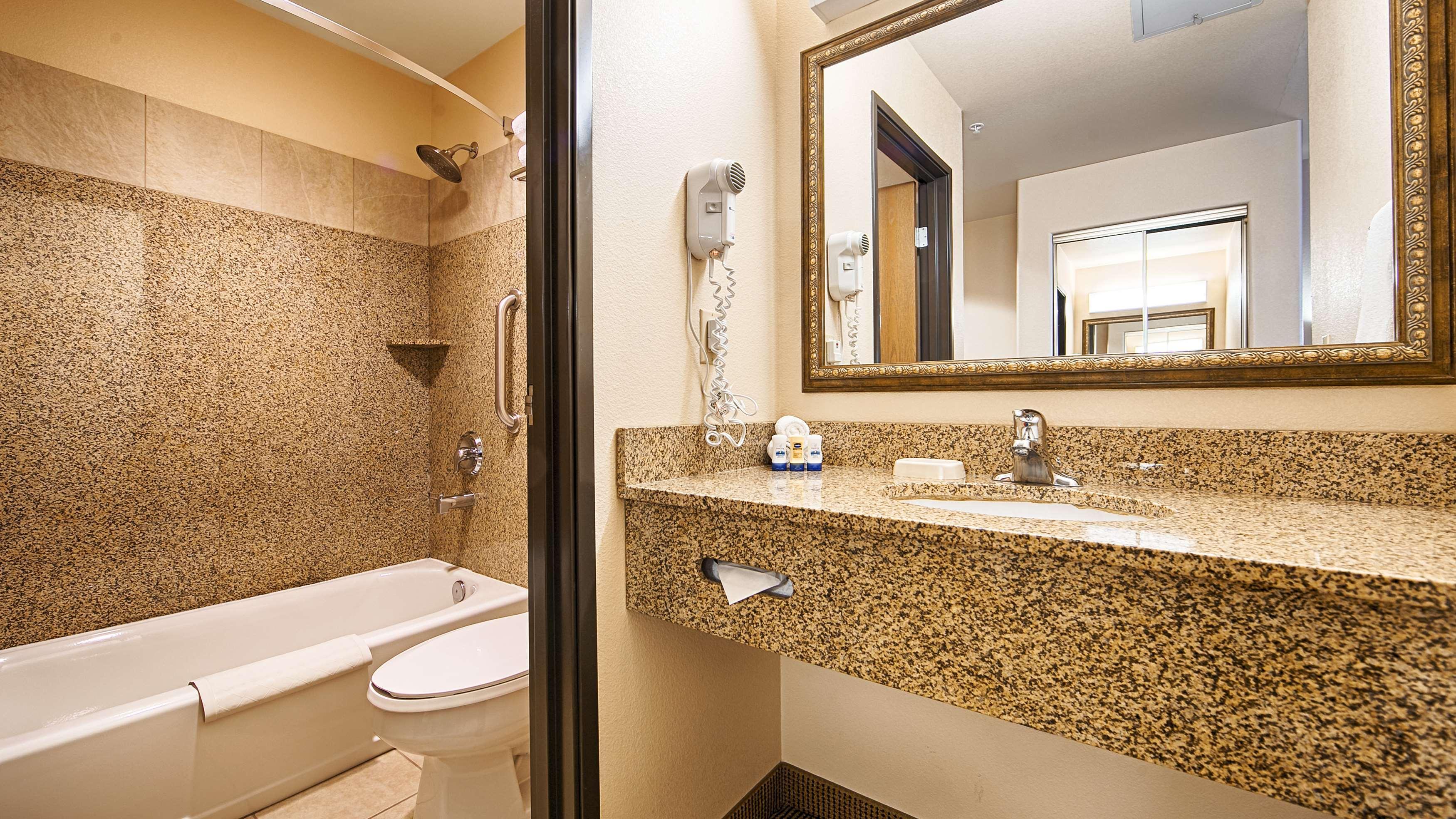 Best Western Territorial Inn And Suites Bloomfield Exteriér fotografie